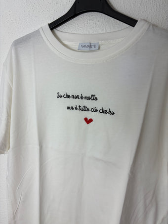Namaste T-Shirt Ricamata