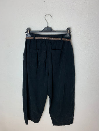 Namaste Pantalone
