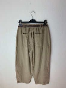 Namaste Pantalone