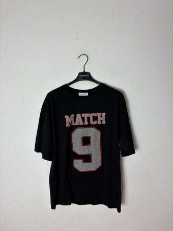 T-Shirt Oversize Nera Stile Varsity 
